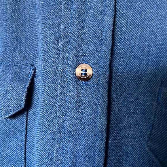 TecGen Select Men’s brushed twill long sleeve button down shirt color blue XL- L - Picture 15 of 17